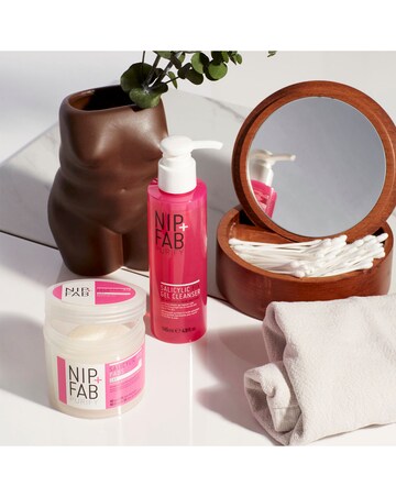 NIP+FAB Salicylic Acid Day Pads