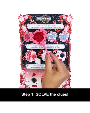 Monster High Skulltimate Secrets Draculaura Doll