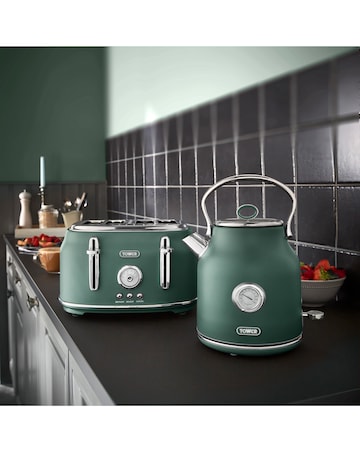 Tower Renaissance 1.7L Green Kettle