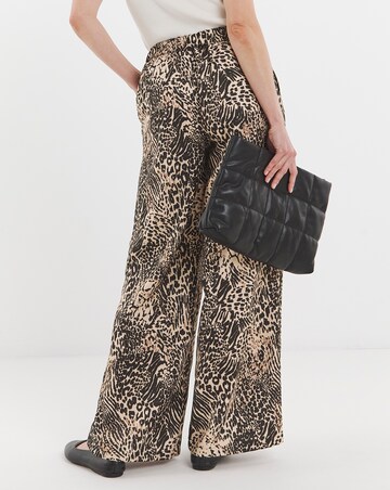 Animal Print Textured Wide Leg Trouser
