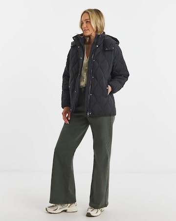 Black Short Hooded Quilted Jacket