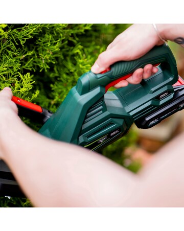 Webb 20V 50cm Cordless Hedge Trimmer (2AH Battery & Charger)