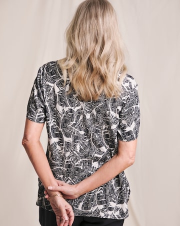 Julipa Printed Crinkle Short Sleeve Top