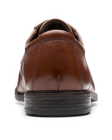 Clarks Howard Walk Shoes Wide Fit - Dark Tan