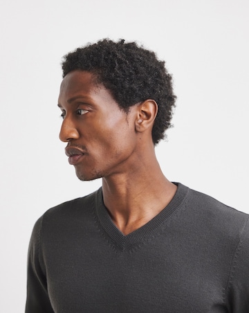 Value Knitted V Neck Jumper Long