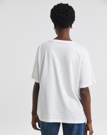 Pure Cotton Graphic T-Shirt