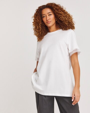 White Lace Trim Short Sleeve Longline Top