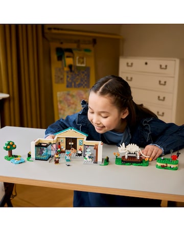 LEGO Animal Crossing Blathers's Museum Collection Model Kit, Building Set 77056