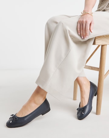 Pine Classic Leather Ballerinas - Wide Fit (E)