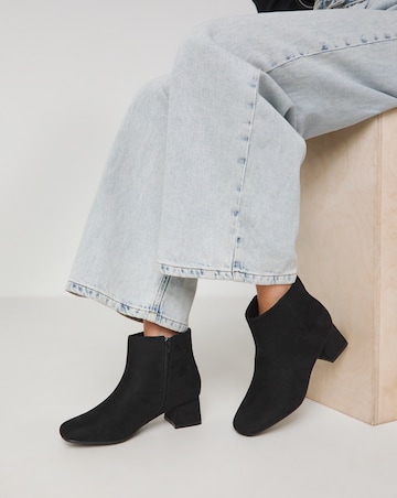 Kit Low Block Heel Ankle Boots - Wide Fit (E)