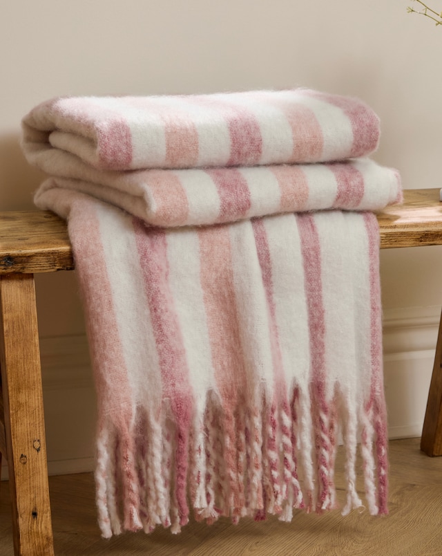 Wylder Beechwood Striped Throw - 140 x 180 cm