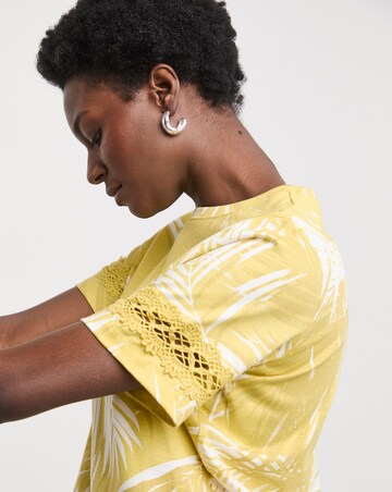 Pure Cotton Leaf Print Lace Insert T-shirt