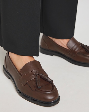 Viola Classic Tassle Loafer - Extra Wide Fit (EEE)