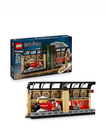 LEGO Harry Potter Book Nook: Hogwarts Express, Magical Toy for Kids 76450