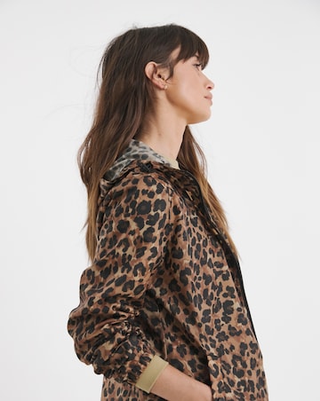Longline Leopard Printed Pac A Mac