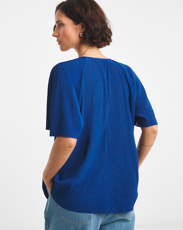 Crew Neck Angel Sleeve Fine Pleat Top