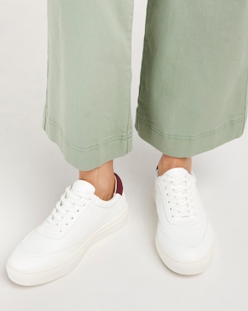 Lace Trainer - Wide Fit (E)