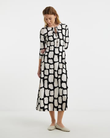 The Front Ruched Long Sleeve Dress