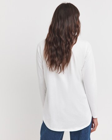 White Longline 3/4 Sleeve Curved Hem Top