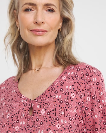 Julipa Keyhole Jersey Top