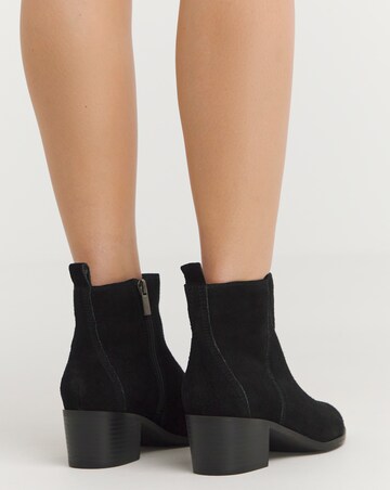 Michelle Suede Western Ankle Boot Standard D Fit