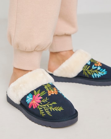 Diggy Embroidered Mule Slipper Extra Wide EEE Fit