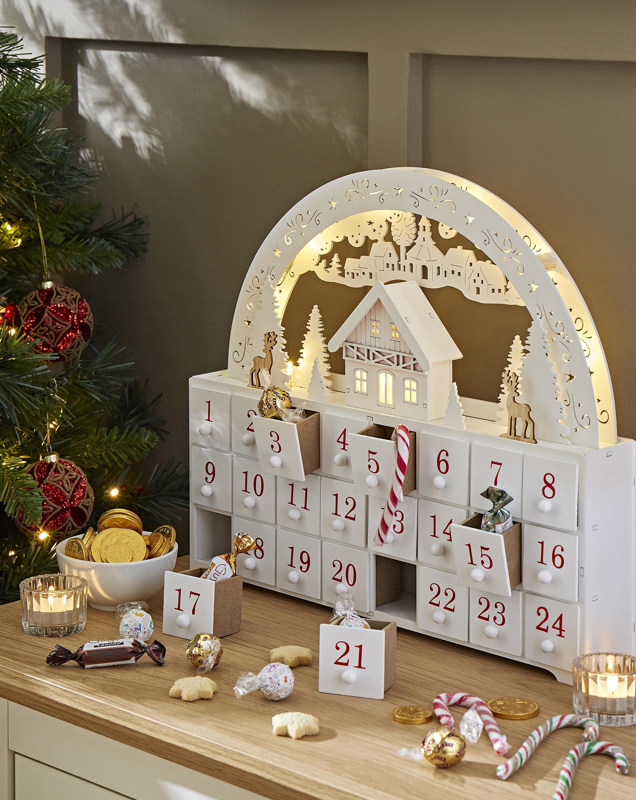 Advent calendar with lights