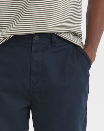 Linen Blend Chino Short