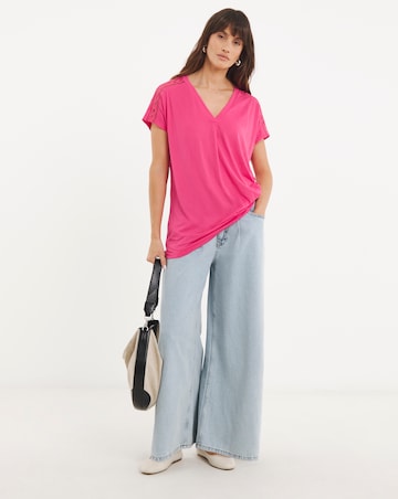 V Neck Grown on Sleeve Trim Insert Longline Top