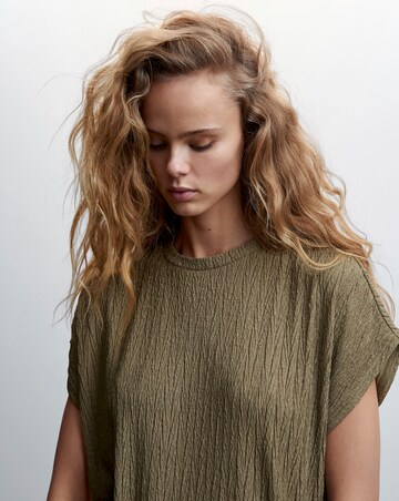 Mango Birbit Off-Shoulders Textured T-Shirt