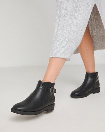 Drew Ankle Buckle Boot - Extra Wide Fit (EEE)