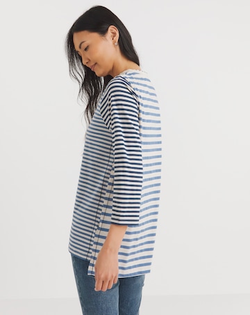 Julipa Dipped Hem Stripe Top