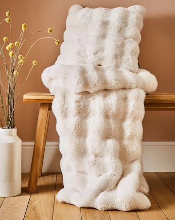 Gray & Osbourn Bubble Faux Fur Throw