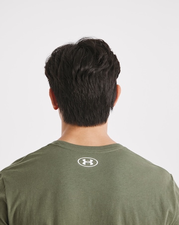 Under Armour Camo Chest Stripe Short Sleeve T-Shirt