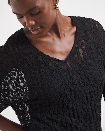 Bubble Lace V-Neck Top