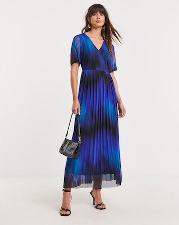 Short Sleeve Pleated Mesh Dress