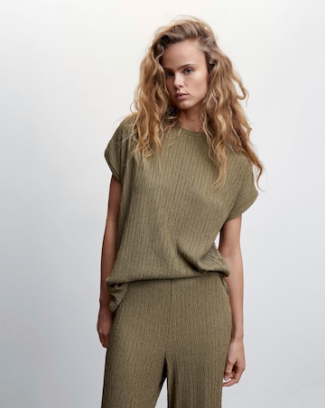 Mango Birbit Off-Shoulders Textured T-Shirt
