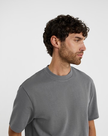 Folio Heavyweight Interlock T-Shirt-Grey