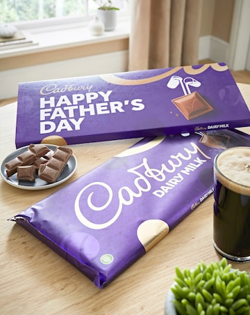 Cadbury Father's Day Mega Chocolate Bar 850g