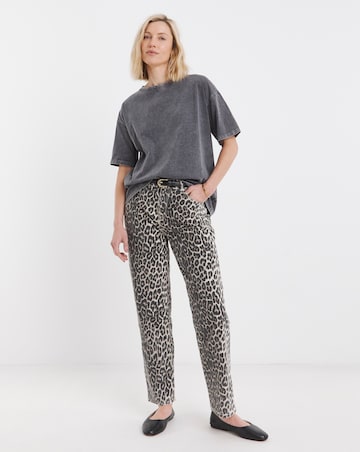 Pure Cotton Acid Wash Dropped Shoulder T-Shirt