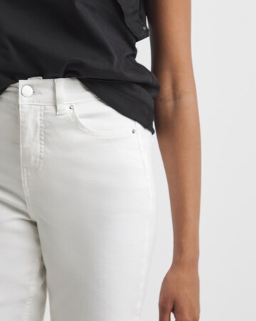 Simply Be White 24/7 Knee Short