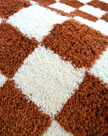 Snug Check Rug
