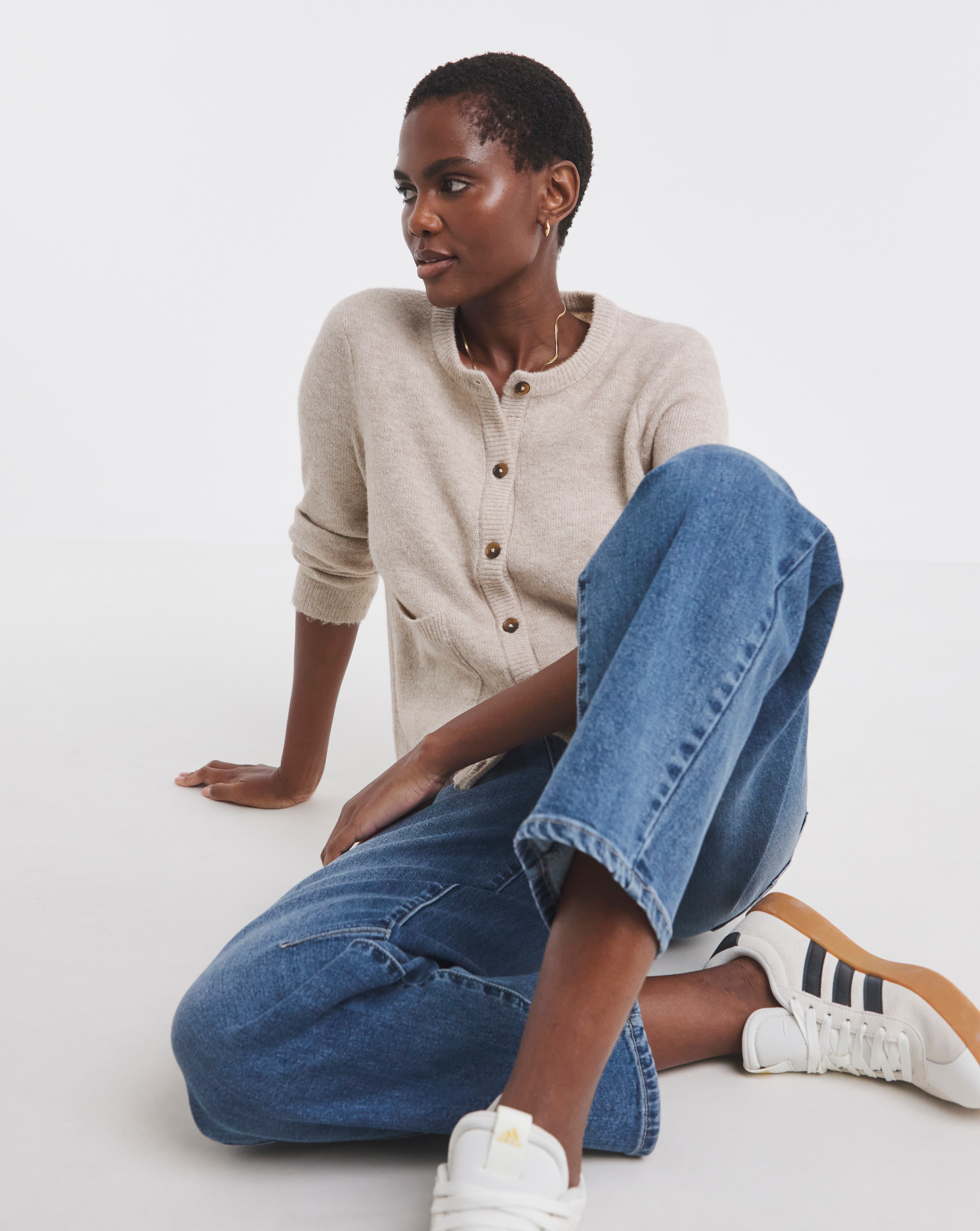 新品未使用 JAMIESON'S Vee Cardigan 2026年最新】Yahoo!オークション