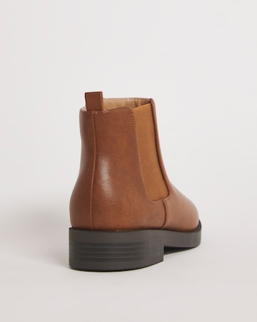 Betty Chelsea Boot Wide E Fit