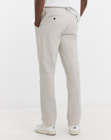 Tapered Fit Chino