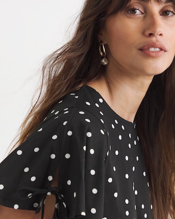 Pure Cotton Crew Neck Tie Sleeve T-Shirt