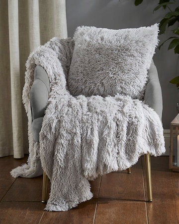 Catherine Lansfield Shaggy Fleece Throw