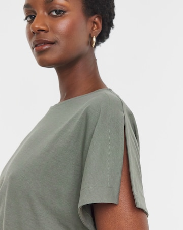 Pure Cotton Crew Neck Split Sleeve T-shirt