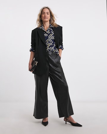 Womens Dipped Back Shirt - Spot Print