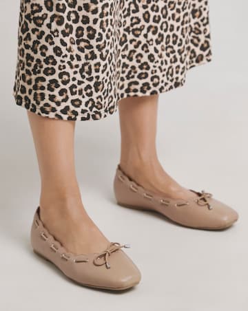 Euphoria Scalloped Edge Ballerinas - Wide Fit (E)